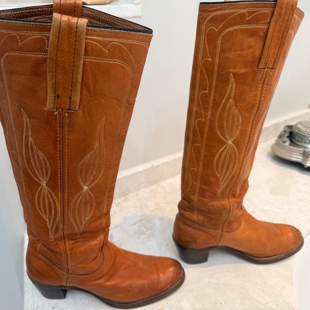 FRYE Embroidered Leather Knee-High Boots size 7 B  Made in the USA